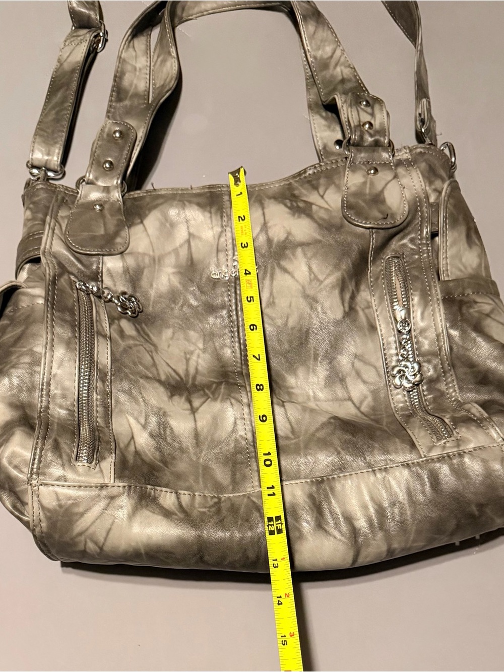 Angel Kiss Faux Leather Metallic Silver Shoulder Bag - Picture 11 of 13